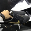 Giày Bóng Đá Nike Phantom Venom Đen Đồng FG