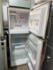 Tủ lạnh cũ Toshiba 275 lít GR-R32FVUD không đóng tuyết mới 95%