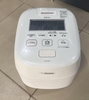 Nồi cơm điện áp suất Zojirushi NW-US07 date 2023 tách đường