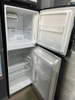 Tủ lạnh cũ Toshiba Inverter 194 lít tiết kiệm điện mới 95%