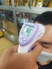 Nhiệt kế hồng ngoại đo thân nhiệt FLUS IR-805 cảnh báo khi bị sốt