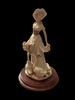 porcelain-muses-nhung-nang-tho-bang-su