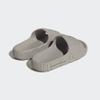 Dép Adidas Chính Hãng - ADILETTE 22 SLIDES - Màu Nâu | JapanSport HQ4670