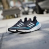 Giày Adidas Nữ Chính Hãng - ULTRABOOST LIGHT - Màu Đen  | JapanSport IF3028