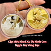 Móc Khóa Cặp Xu Úc Hình Con Ngựa Mạ Vàng Bạc 2026