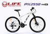 Xe đạp địa hình LIFE MX2550:  Xe địa hình cỡ bánh 27,5 inch, khung nhôm siêu nhẹ, không mối hàn,  cáp âm khung. Groupset SHIMANO 3x8 (24 tốc độ). Phanh đĩa dầu, Siêu Hot 2026