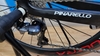 Xe đạp dựng PINA F14 đen đỏ, phanh V, Shimano R8000, vành CAMPAGNOLO đùm vân carbon bi bạc đạn, yên Fi’zi:k, Lốp JETTY Plus 700x25C