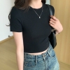 ao-thun-croptop-cut-out-lung
