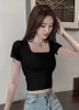 ao-thun-croptop-co-vuong-tay-ngan