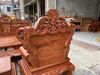 ban-ghe-hoang-gia-louis-go-huong-da-a-ban-quang-ninh