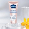 c759 - Sữa Dưỡng Thể Trắng Da Chống Nắng Vaseline Healthy Bright GLUTA-HYA 300ml