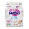 Bỉm - Tã dán Merries size L - 54 miếng