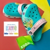 Dép sục cá sấu Crocs trẻ em Elsa Anna có ĐÈN màu xanh dương