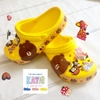 Dép cá sấu Crocs Band gấu Line Friends màu Vàng