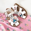 Giày Sandal bé gái thỏ Cony màu trắng