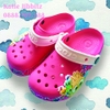 Dép sục cá sấu Crocs cho bé Hatchlings có ĐÈN hồng đậm