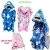 Khăn tắm choàng cho bé cá mập Baby Shark có mũ trùm đầu màu xanh lá