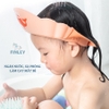 Mũ gội đầu, mũ tắm cho bé FINLEY hình cá voi điều chỉnh được vòng đầu, chống nước chảy làm cay mắt bé màu xanh - cam