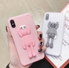 Ốp lưng iphone vân vali hình 3D KAWS