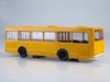 Mô hình Xe bus Laz 4202