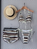 Đồ Bơi Nữ 3 Mảnh Quần Đùi Họa Tiết Sọc  | DỨA BIKINI & SPORTWEAR
