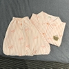 SET BỘ ĐỒ QUẦN BÍ NGẮN HOẠ TIẾT SỌC NƠ FORM RỘNG CHẤT ĐŨI - JINI - 8205 - JEMCLOSET