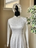 Áo dài truyền thống đính cườm kèm theo nón kiểu cách cô thắm - VN Long dress