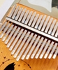 kalimba-17-phim-ka02-go-mahogany-nguyen-khoi-dan-thumb-piano-full-phu-kien-cho-n