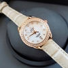 Omega pin nữ