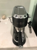 Máy pha cà phê Espresso Delonghi Dedica EC685.BK màu Đen