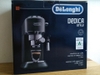 Máy pha cà phê Espresso Delonghi Dedica EC685.BK màu Đen