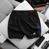 Quần Short Nam ADI 3 Sọc Dạ