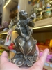 Khỉ Ngồi Đào,Cầm Vàng_15cm_Tượng Phong Thủy