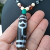 Đá Dzi Hoa Sen Nâu Đen 56x15mm