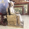 tuong-dong-bac-ho-ngoi-ghe
