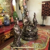 tuong-dieu-tri-kim-mau-va-2-nguoi-hau