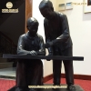 thi-cong-duc-tuong-nha-tuong-niem-nguyen-chi-thanh