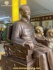 tuong-bac-ho-ngoi-ghe-sofa-1m27