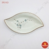 Đĩa lá thuyền men kem vẽ đào xanh