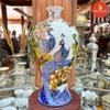 Mai bình H50 Chim công nền trắng Vẽ vàng kim