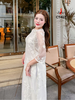 ao-dai-cach-tan-4-ta-ren-theu-dep-nhieu-mau