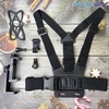 day-deo-dien-thoai-truoc-nguc-lam-camera-hanh-trinh-gan-ca-gopro