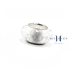 hat-charm-xo-phong-thuy-hinh-det-tron-mau-trang-c1803010066