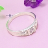nhan-bac-cap-doi-nam-nu-duy-hien-dinh-da-n2408300012