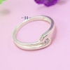 nhan-bac-cap-doi-nam-nu-duy-hien-dinh-da-n2408300017