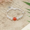 vong-tay-tre-em-charm-cau-bac-va-da-do-co-chuong-v2409110025