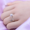 nhan-bac-nu-duy-hien-tron-khong-da-thiet-ke-hinh-tron-thanh-lich-n2408250002