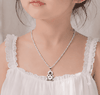 mat-day-chuyen-bac-tre-em-s925-hinh-con-khi-ngo-nghinh-da-oval-trang-m2409260053