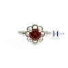 nhan-bac-tre-em-hoa-da-do-noi-bat-n2001090099