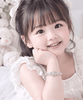 vong-tay-bac-be-gai-mat-vong-hinh-hoa-5-canh-dinh-da-va-la-sieu-sang-v2409110003